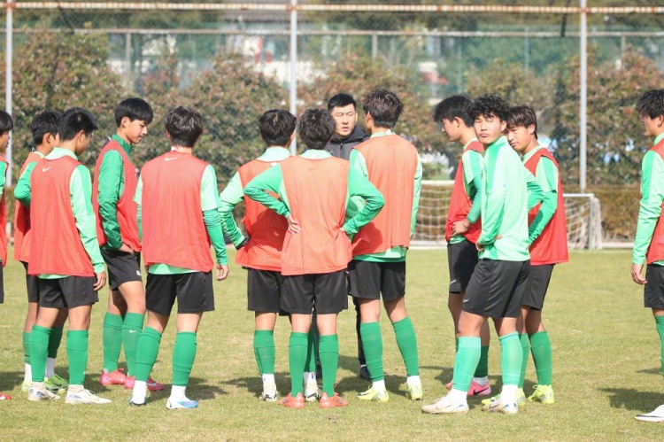  浙江U18、U16兩隊(duì)已前往日本橫濱和琦玉，進(jìn)行為期約10天的拉練