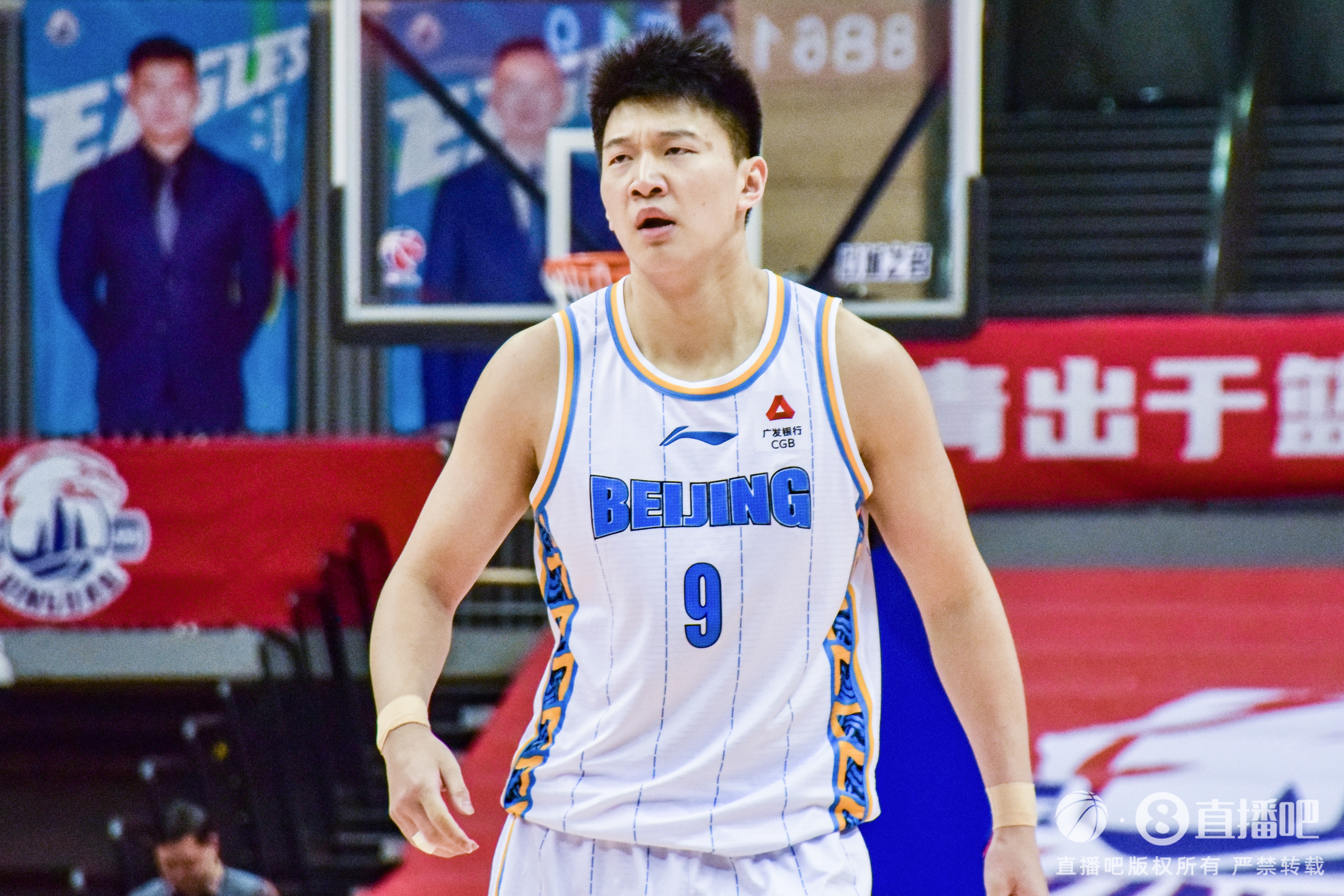  打得可以！雷蒙8中3拿10分2板1助1斷&次節(jié)單節(jié)8分 正負值+19