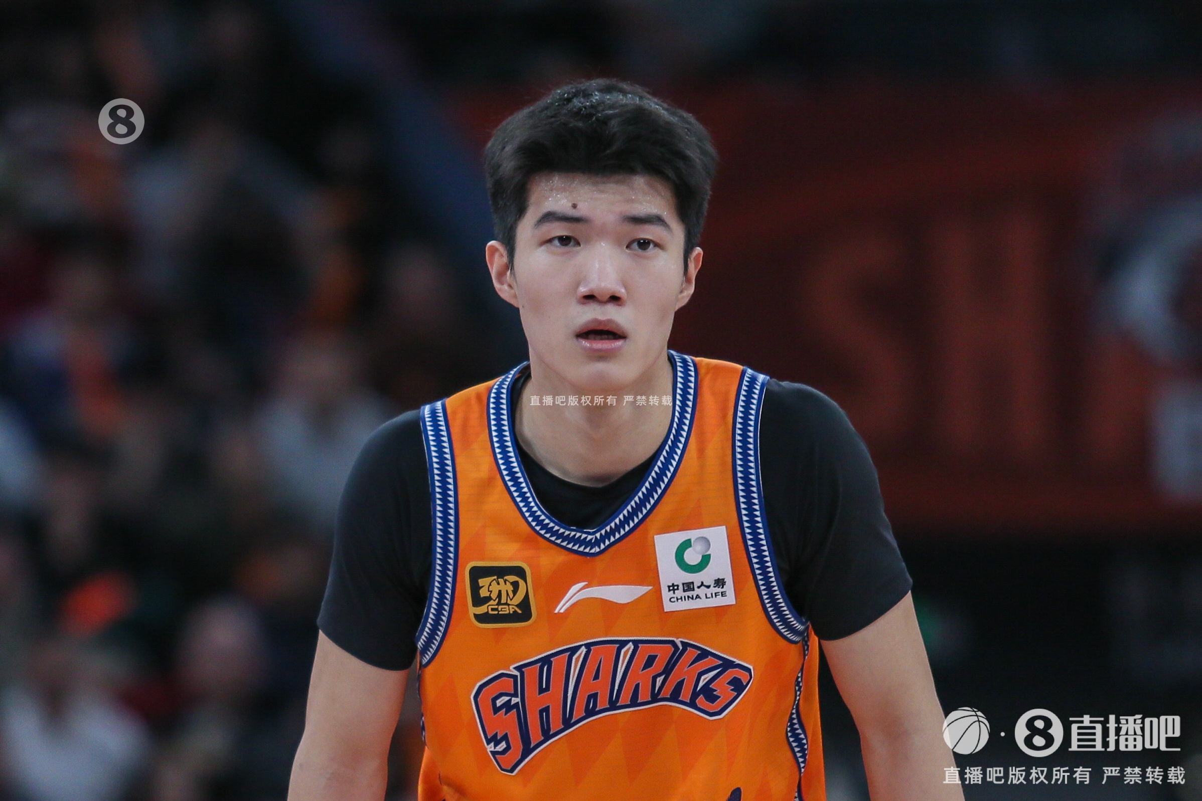  率先發(fā)力！偰李永煒首節(jié)5中4拿到11分 三分4中3