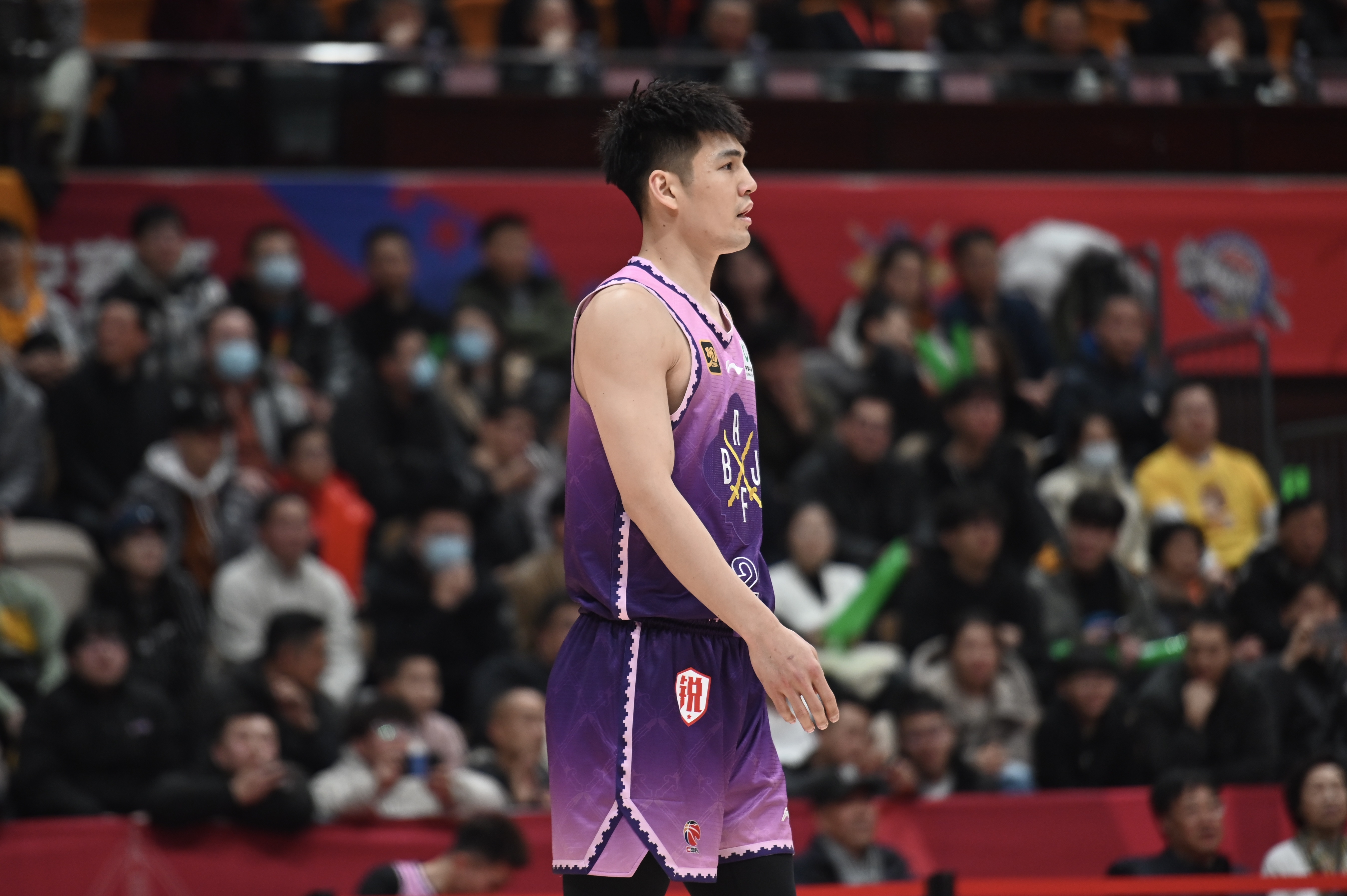  表現(xiàn)可以！陳國(guó)豪8中5拿到13分3板1斷